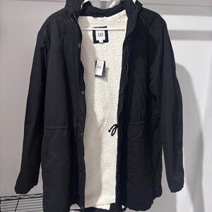 NWT Gap Black Sherpa Faux Fur Lined Parka